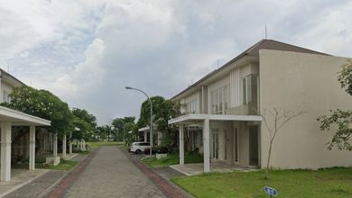 Termurah Se Grand Pakuwon Rumah 2lt