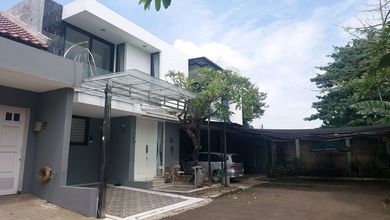 Rumah Cantik Siap Huni Bumi Jatiwaringin