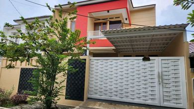 Rumah Cantik 2Lt Duren Sawit Termurah