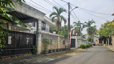 Rumah Lama 2lt Veteran Depsos Bintaro