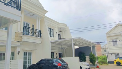 Rumah Modern Luas 101 Jual di Depok II, Depok