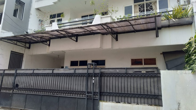 Dijual Melalui Lelang Rumah Cantik Johar Baru