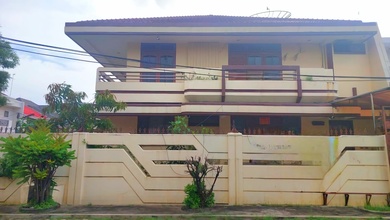 Rumah Hook 2lt Kedoya Green Garden Shm