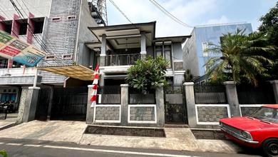 Rumah Cantik 2 Lantai di Johar Baru Jakpus