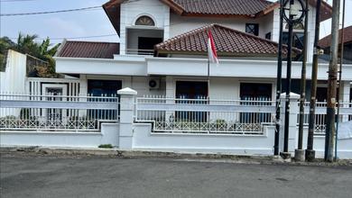 Rumah Cantik 2 Lantai Sangat Murah Jarang Ada