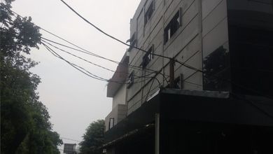 Ruko 3 lantai di boulevard  kelapa gading