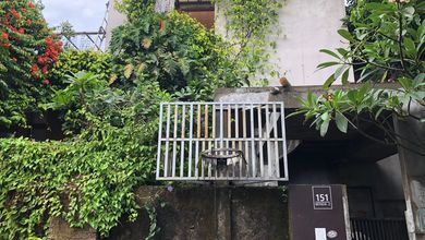 Rumah asri Dilelang di Komplek DPR RI jl Benda Jagakarsa Jakarta selatan.