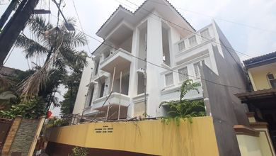 Rumah Premium Luas 181 Jual di Bintaro, Jakarta Selatan