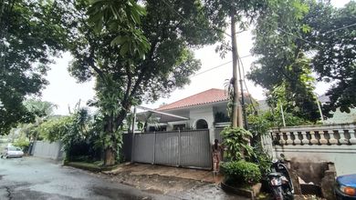 dilelang  Jl kemang V kemang bangka Mampangprapatan