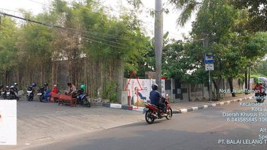 Gudang Pinggir Jalan Kamal Raya Lingkar Luar Barat Cengkareng Timur