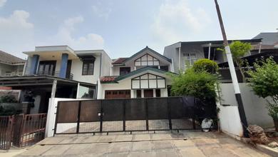 Rumah Premium Luas 150 Jual area Cinere, Jakarta Selatan