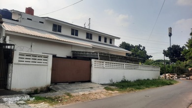 Rumah Pondok Bambu Jl Bambu Duri Duren Sawit Jaktim