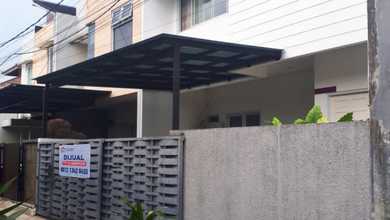 Rumah Cilandak Lebak Bulus Jl Pertanian Iii Jakarta Selatan