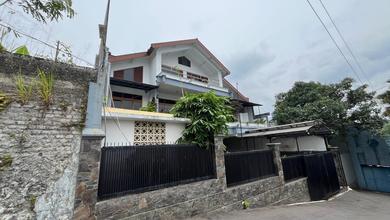 Rumah 3 Lantai Hegarmanah Jl Hegarsari Setiabudi Bandung Kita Jabar
