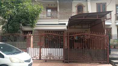 Jual Rumah Siap Huni di Kelapa Gading, Jakarta Utara, Luas 146 m2