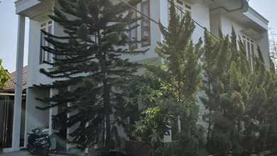 Rumah Cantik Dan Asri 2 Lantai Di Posisi Hook Dalam Cluster